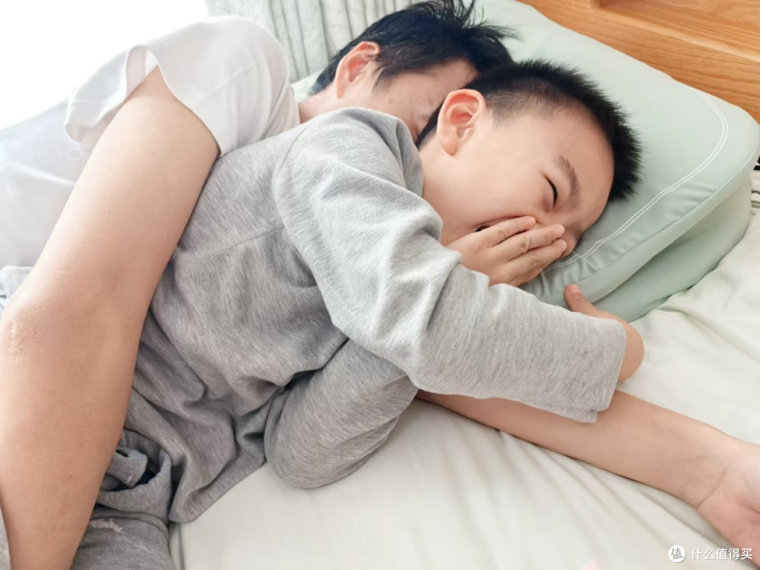 躺荷叶里睡觉会舒服吗?添眠荷叶护颈真实测评体验