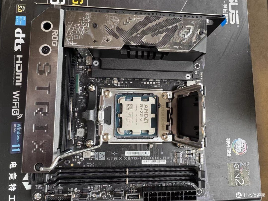 AMD锐龙R7 9800X3D:性能与创新的完美结合