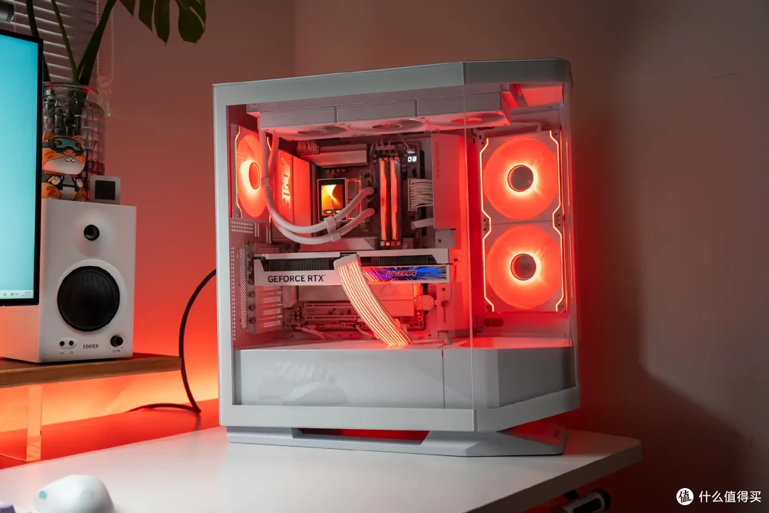 超炫白色海景房,技嘉X870E冰雕+9800X3D+骨伽星舰FV270装机
