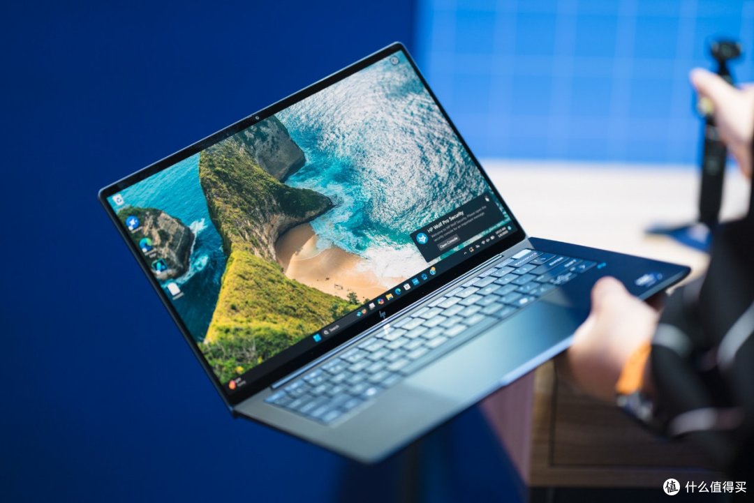 CES2025:英特尔酷睿Ultra 200H/HX发布之后,今年游戏本有看头了