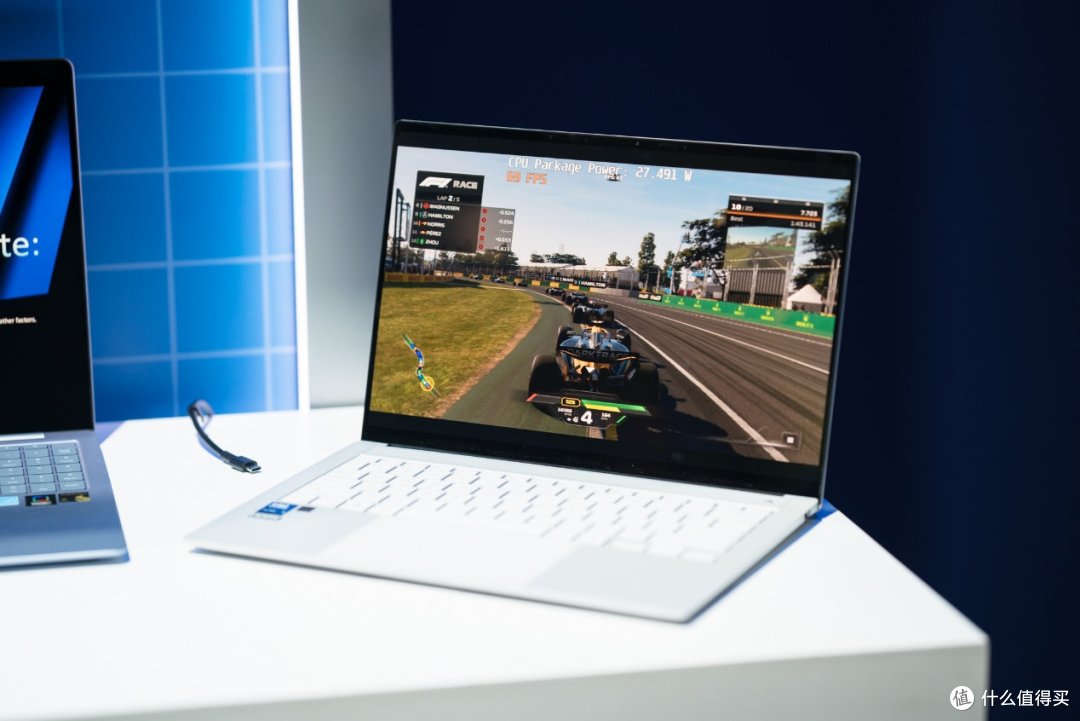 CES2025：英特尔酷睿Ultra 200H/HX发布之后，今年游戏本有看头了