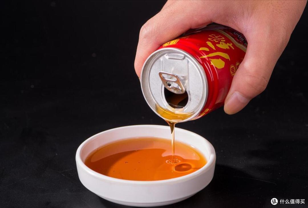 快过年了,大集上的“散装香油”能买吗?劝你看看,很多人中招了