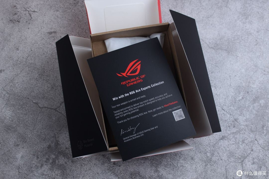 变小了也变强了,ROG龙鳞Ace mini鼠标升级明显