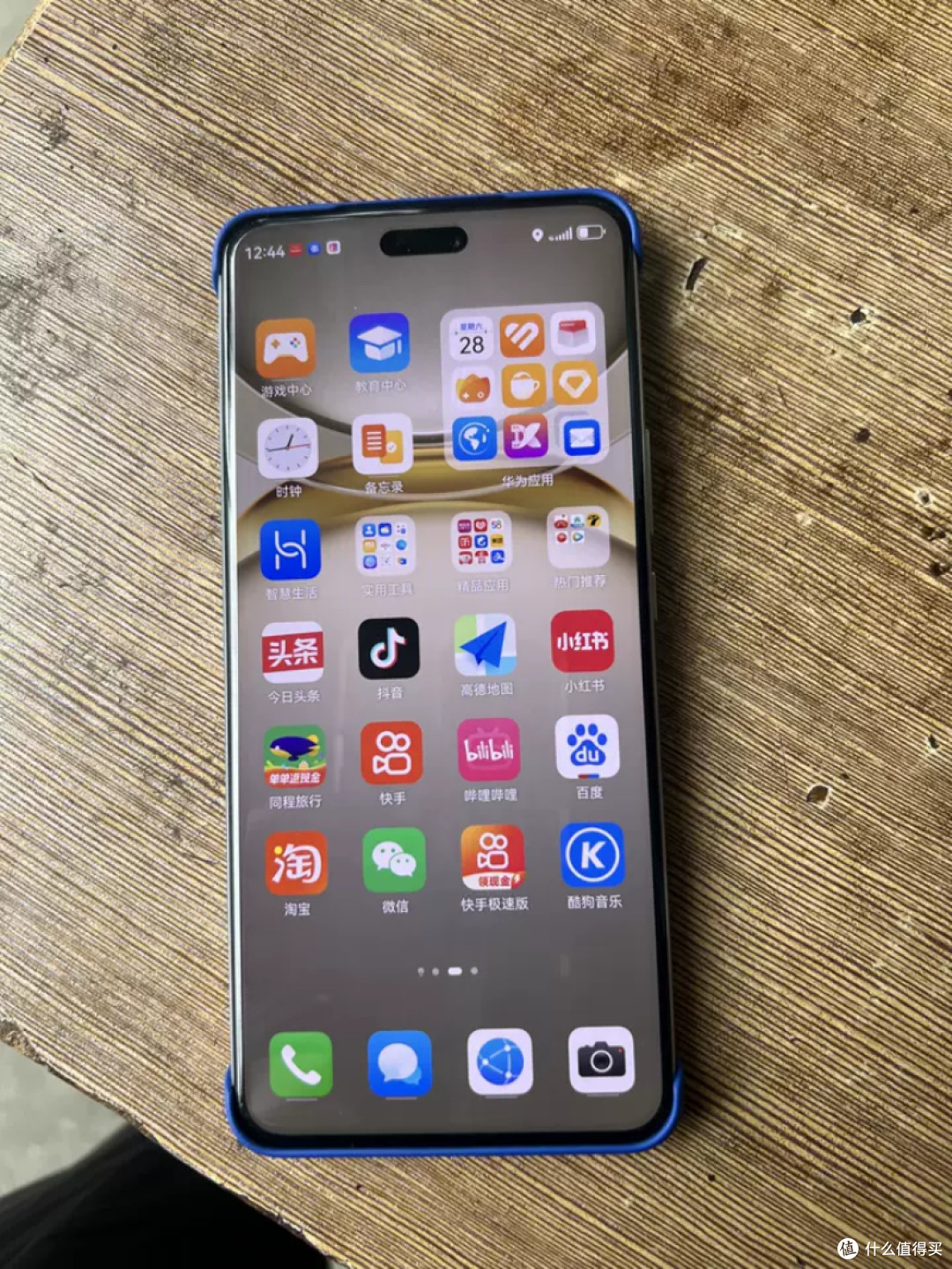 遥遥领先的华为nova12 Ultra,大幅降价后还值得入手么
