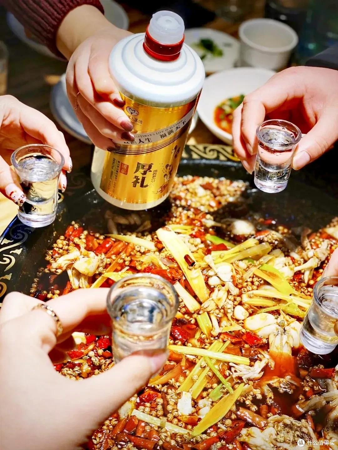 过年送白酒怎么选既便宜又能拿得出手?