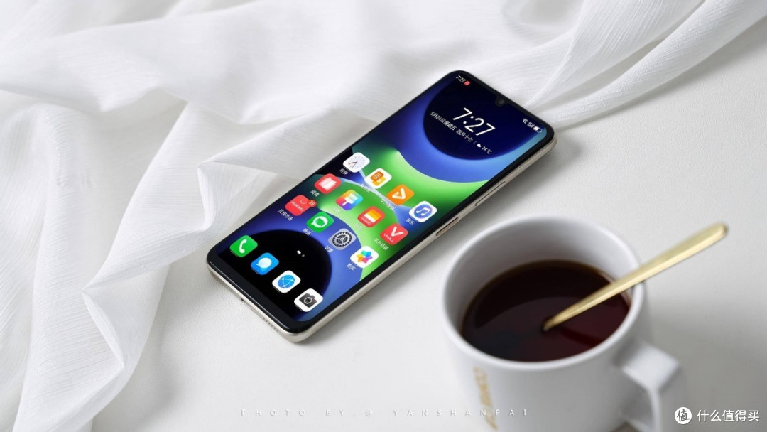 华为：降价后949元，6000mAh+鸿蒙4.2+5000万主摄
