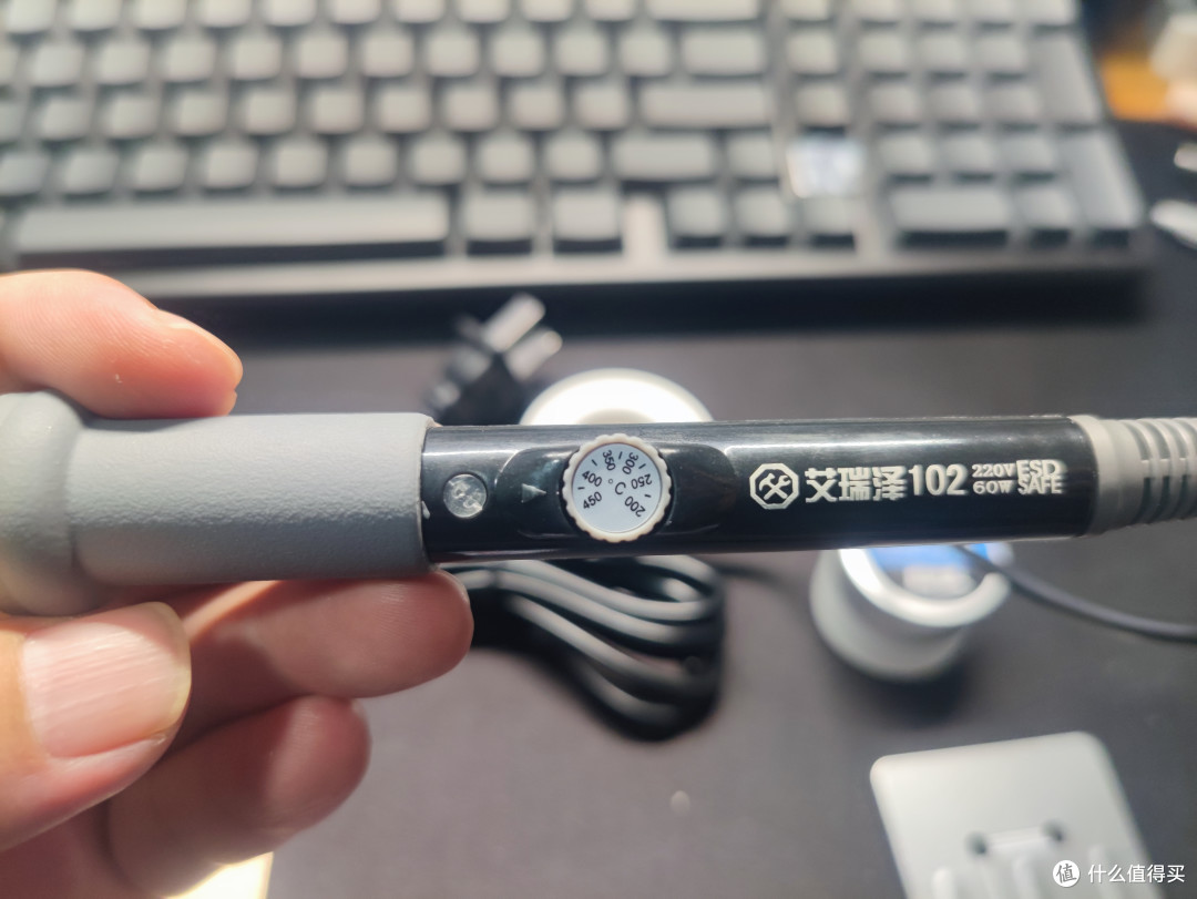买了一个电烙铁，学着自己修东西，家庭DIY必备！