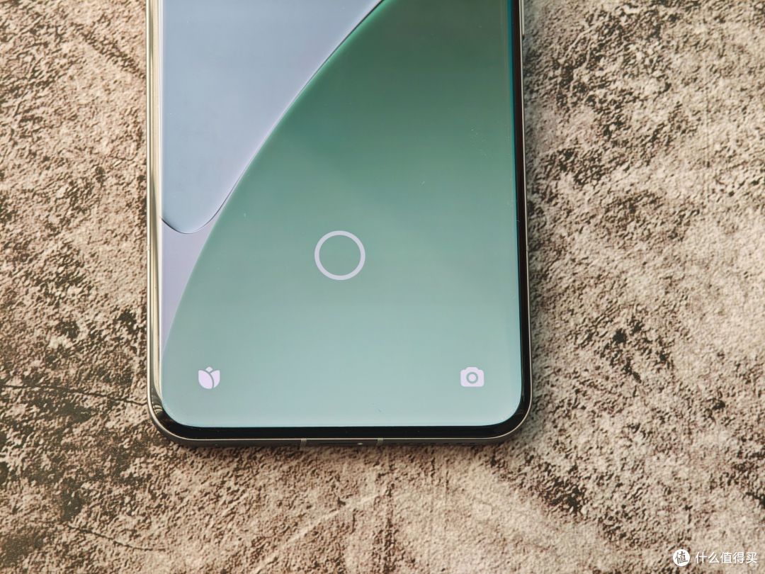 横评|华为Mate70 Pro+ 小米15 Pro全方位对比 强弱一目了然
