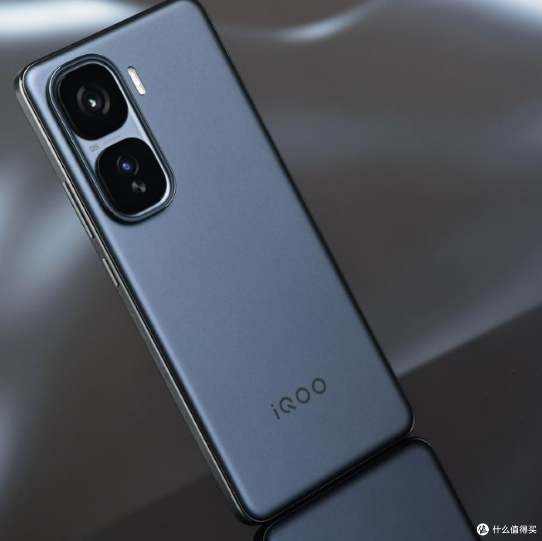 2025年最值得入手的2000-3000元手机推荐：谁才是你的理想之选？