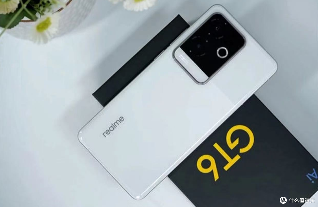 从3399元跌至2464元，16GB+512GB+骁龙8Gen3，性价比机皇跌入谷底