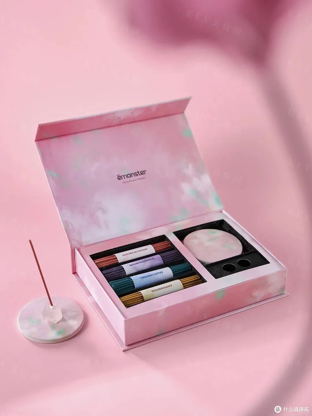 dasique仙女棒唇釉；阿玛尼PASSION系列；H&M Beauty修容膏