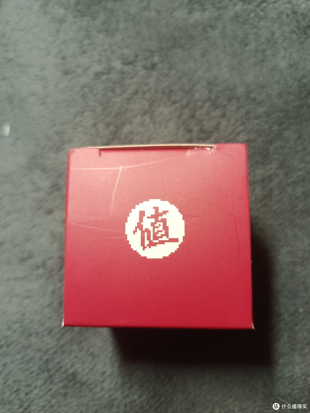 张大妈签到2800天，喜得机械键帽和8000元购物卡