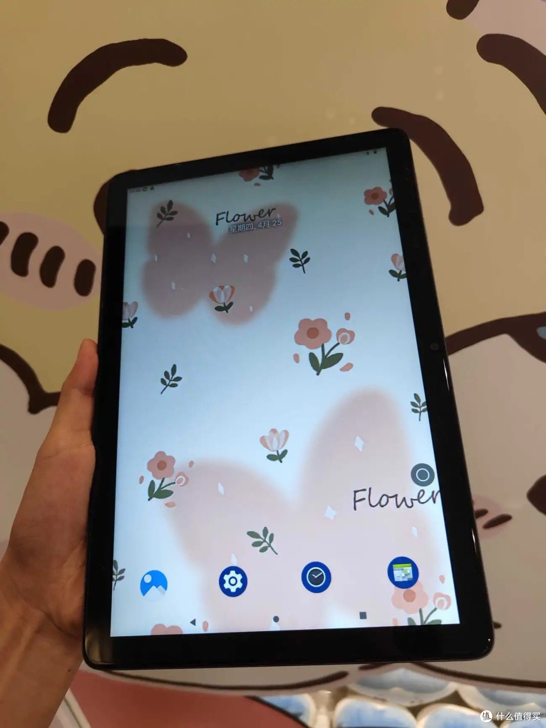 飞利浦 AIpad1 智能平板电脑用它来看电视更是一种享受。