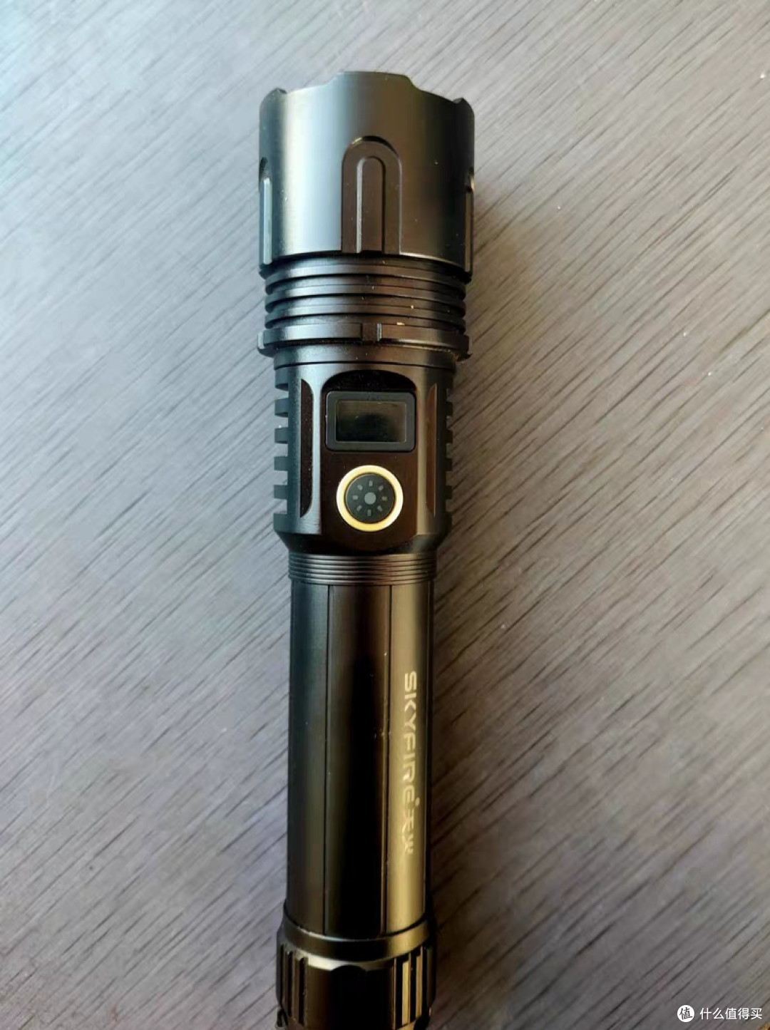 出门旅行带上手电筒