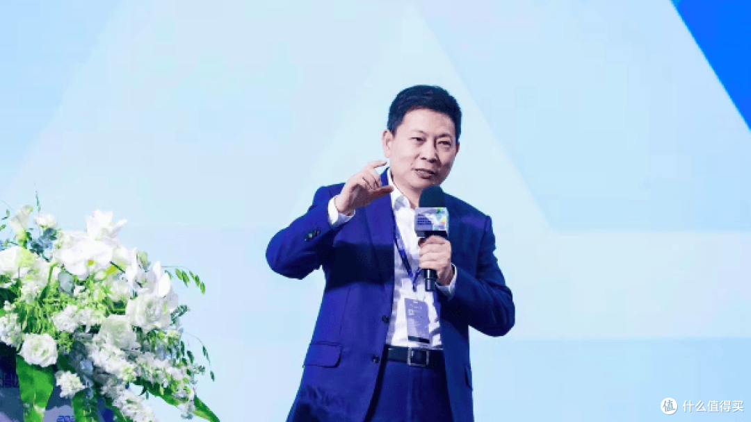 华为余承东:2024年交付量超43万辆,鸿蒙智行扭亏为盈!