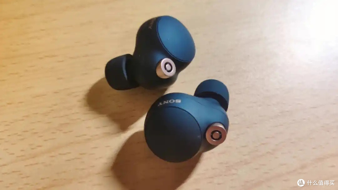 耳机音质比拼:AirPods Pro、索尼WF-1000XM4、Bose谁更胜一筹?