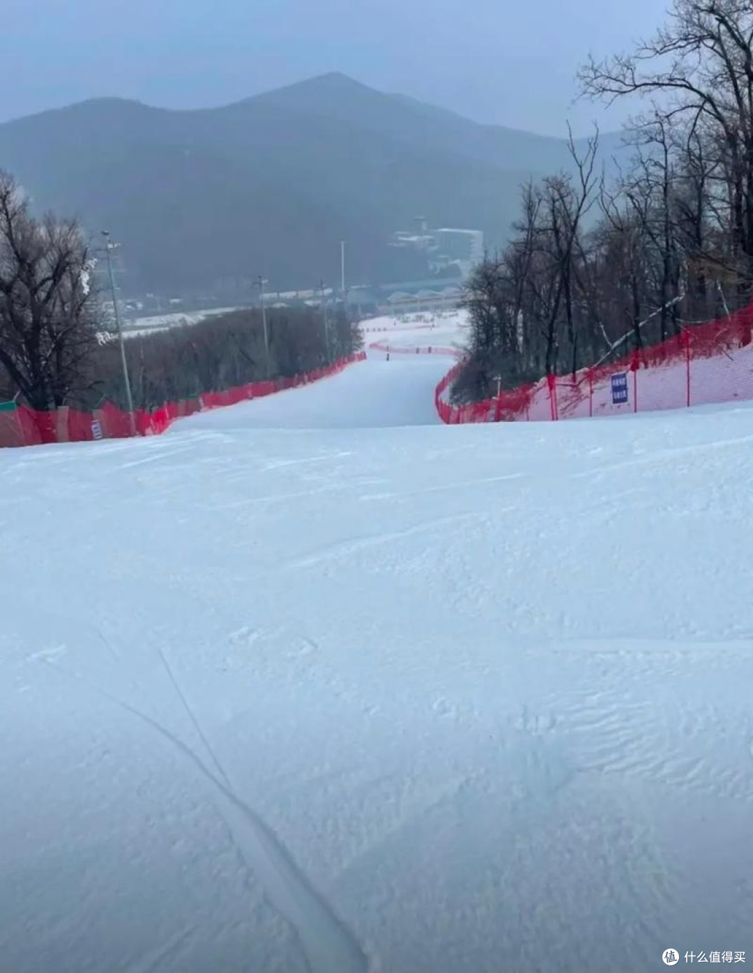 冬日趣享:奔赴嵩山滑雪场的冰雪之约