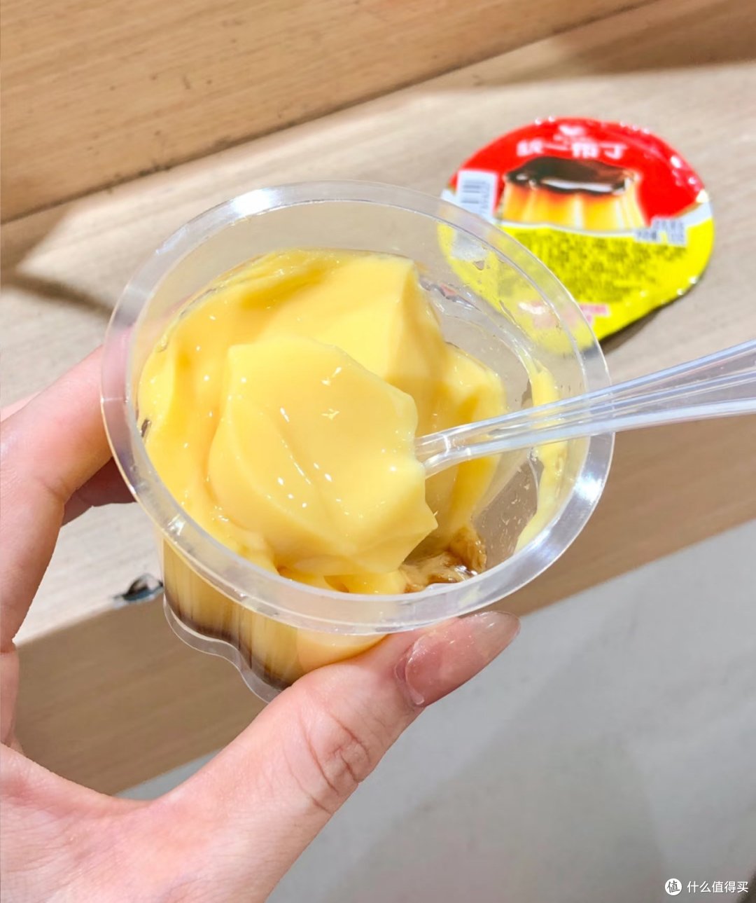 却蕴含着丰富的层次感