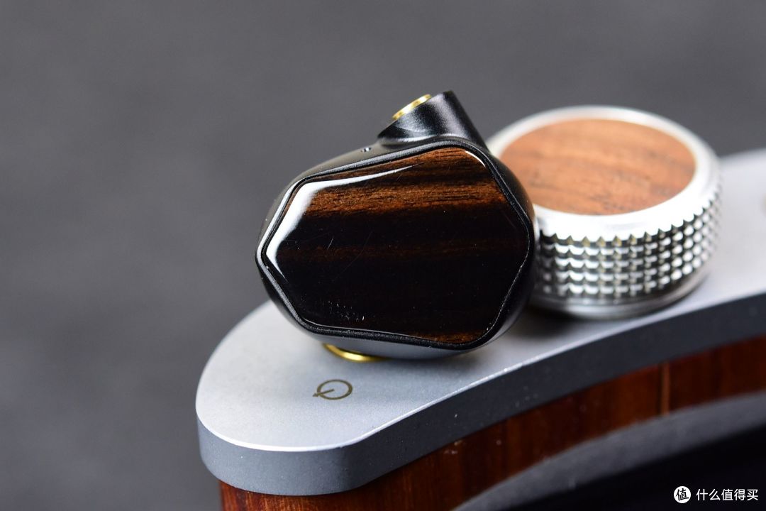 在森海声音风格和高解析风格之间的第三种动圈风格!评Tinhifi T7