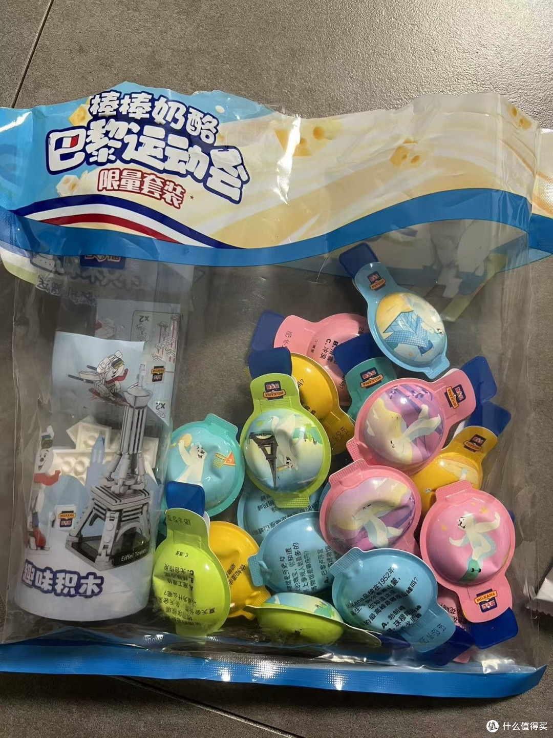 小家伙的年货清单:闲逛超市买买零食