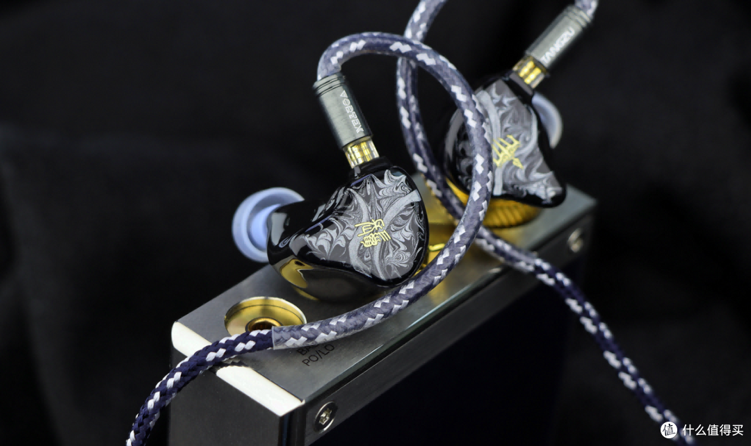 流行人声调音神器,能量充沛不失细节!唐族八戒HiFi耳机评测