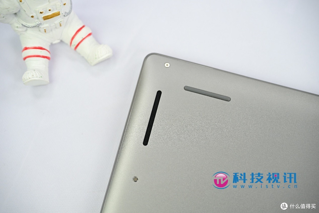 时尚外观与高效管理结合 戴尔Latitude 7455使用体验评测
