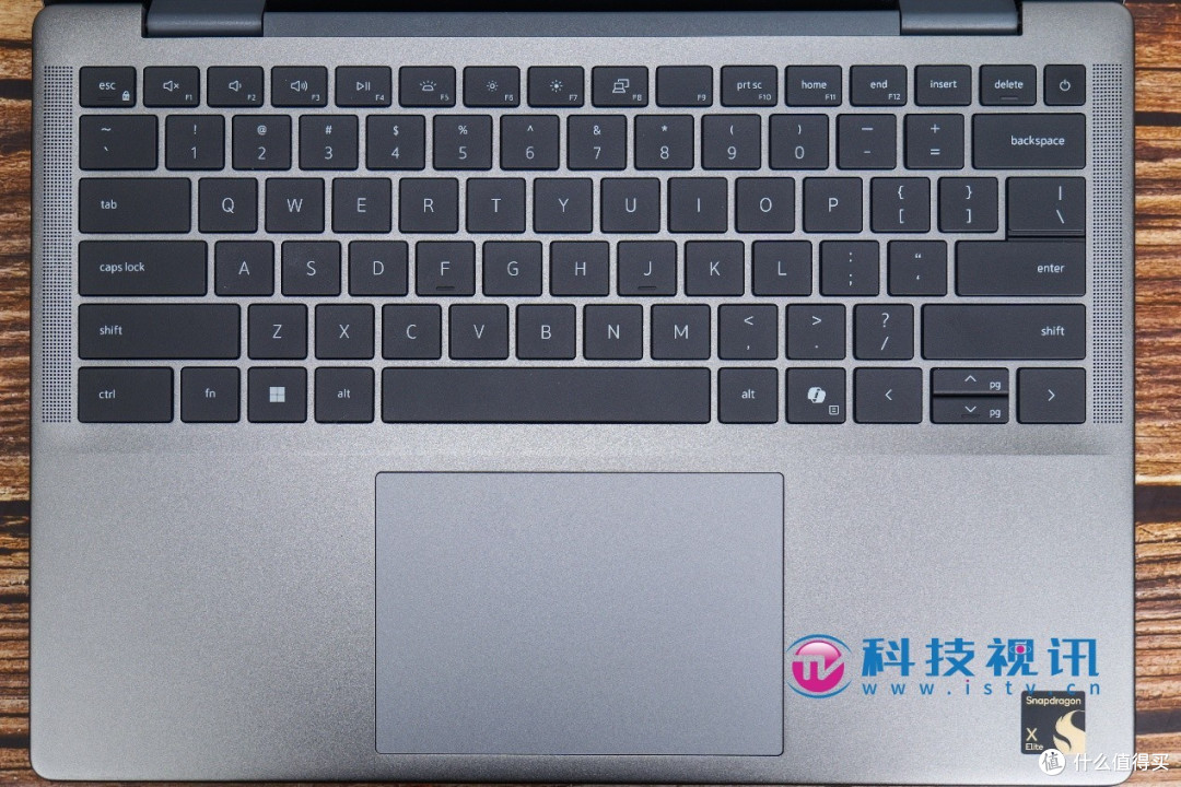 时尚外观与高效管理结合 戴尔Latitude 7455使用体验评测