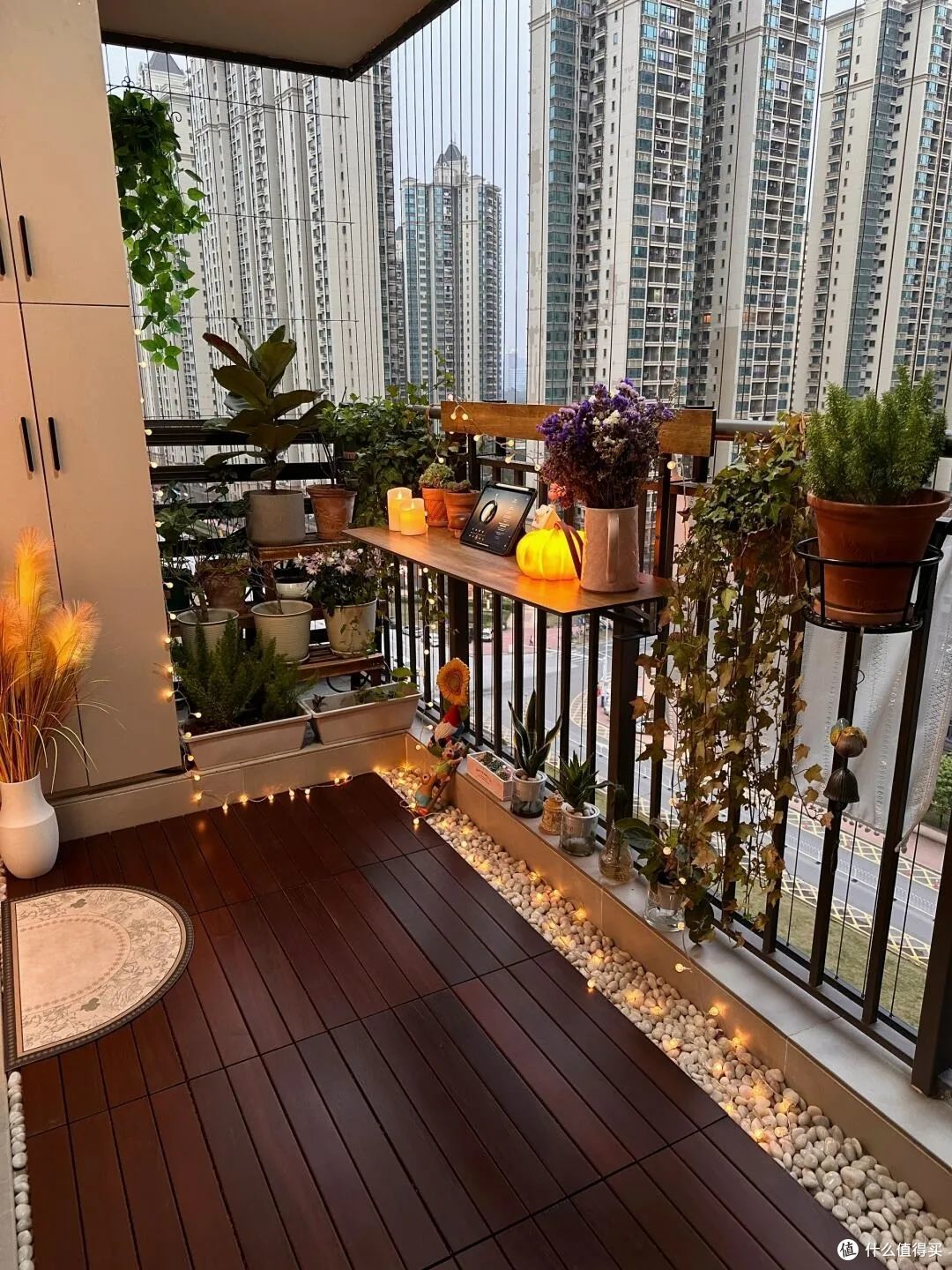 9㎡阳台打造成“小花园”，尽情享受阳光，简直太治愈了！