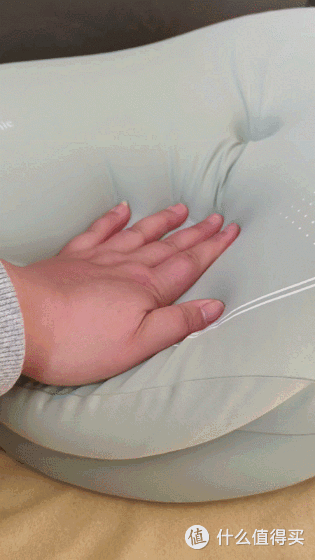 谁能知道颈椎间盘突出的痛?添眠荷叶护颈枕,颈椎病的理想好物~