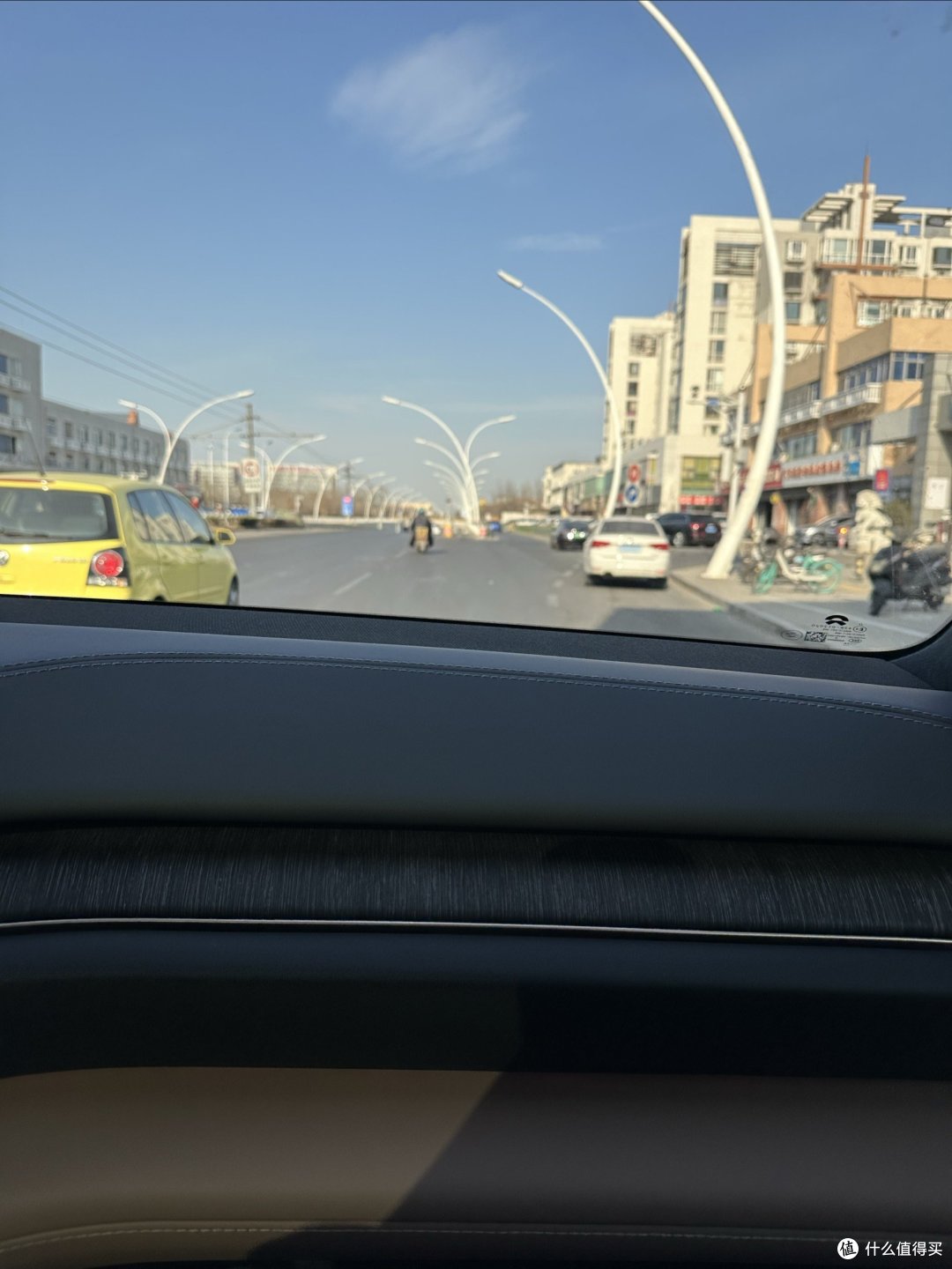 按着摩体验零百加速——试乘试驾蔚来ES6
