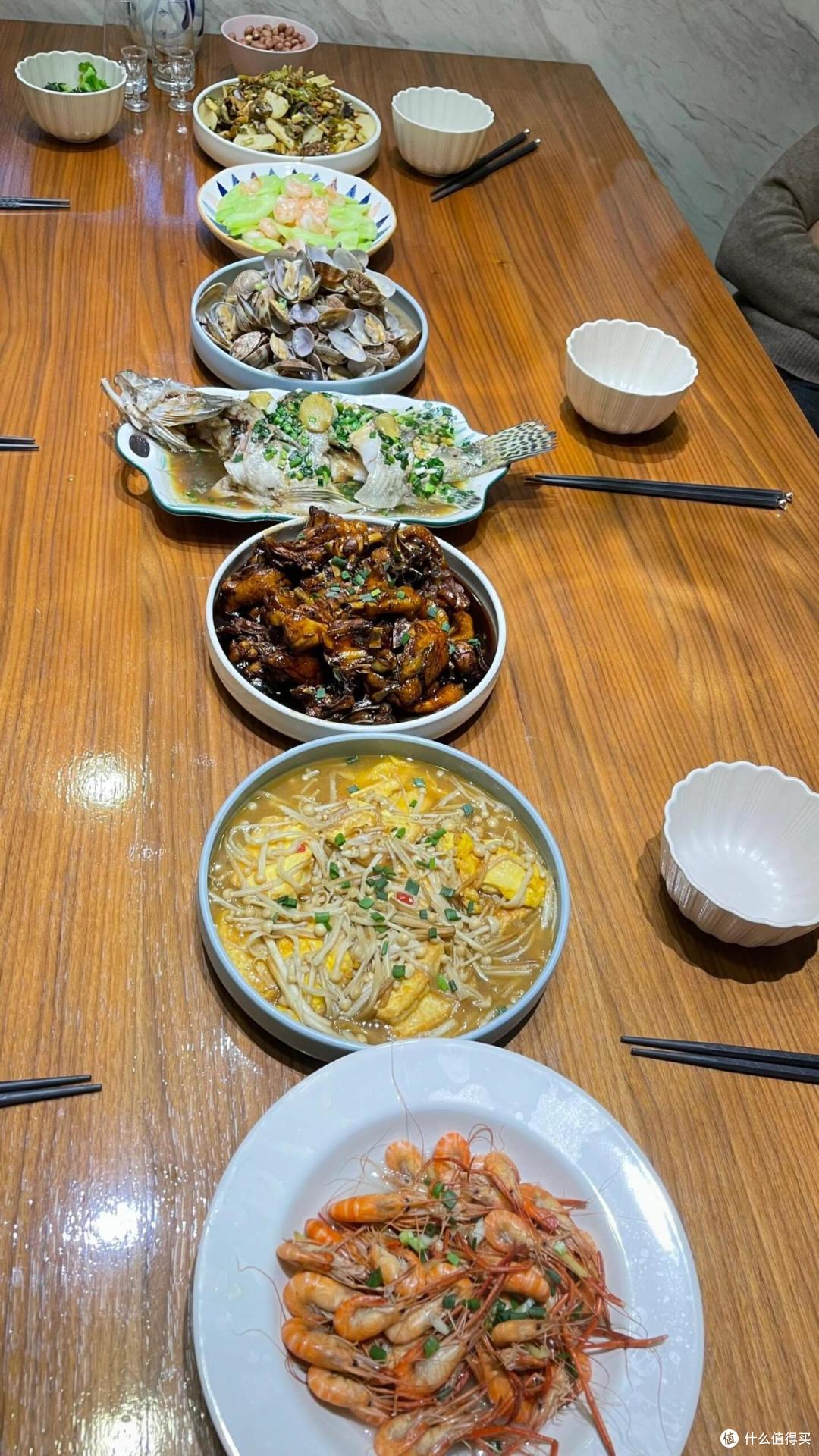 “长餐桌”逐渐退出中国家庭!学广东人这么做,更好看实用