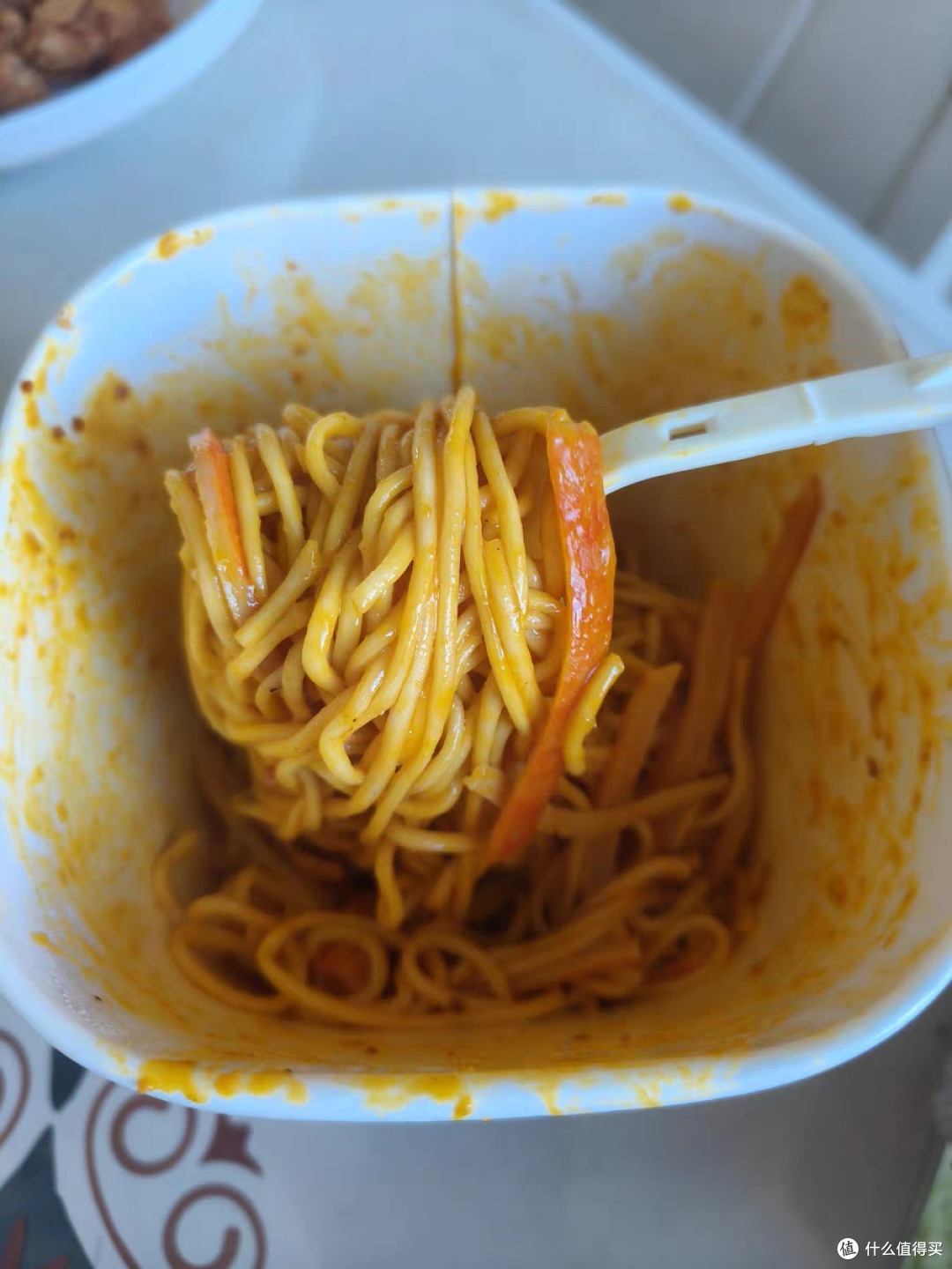 白象蟹黄拌面：年货清单里的美味担当