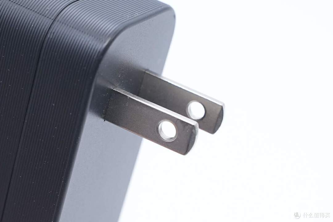 拆解报告:ANKER安克240W 8合1桌面快充插座A91B2