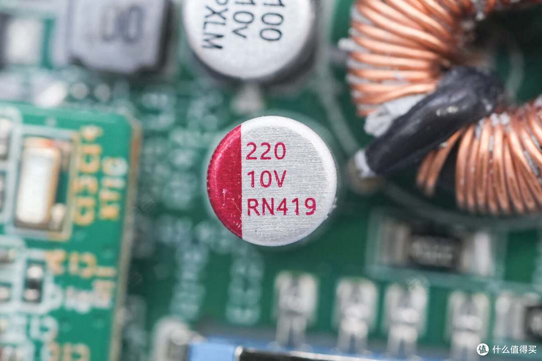 拆解报告:ANKER安克240W 8合1桌面快充插座A91B2