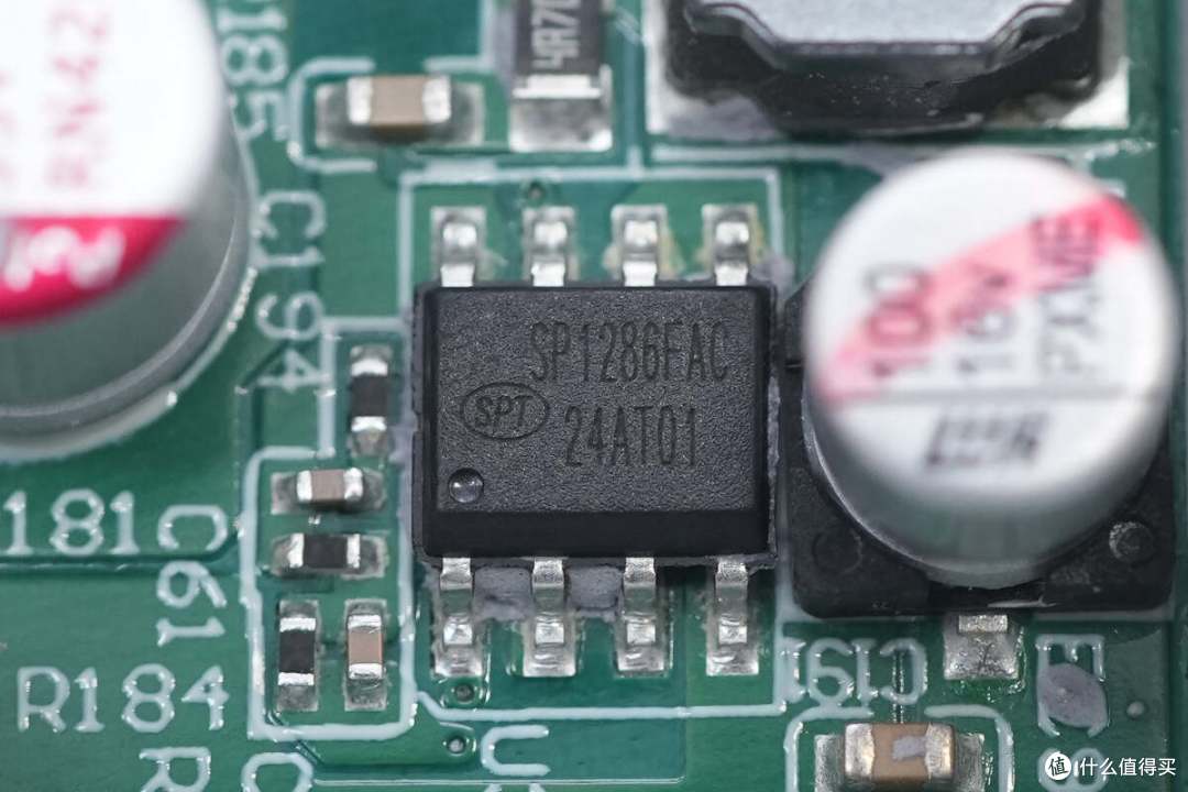 拆解报告:ANKER安克240W 8合1桌面快充插座A91B2