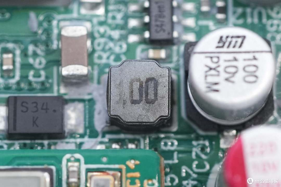 拆解报告:ANKER安克240W 8合1桌面快充插座A91B2