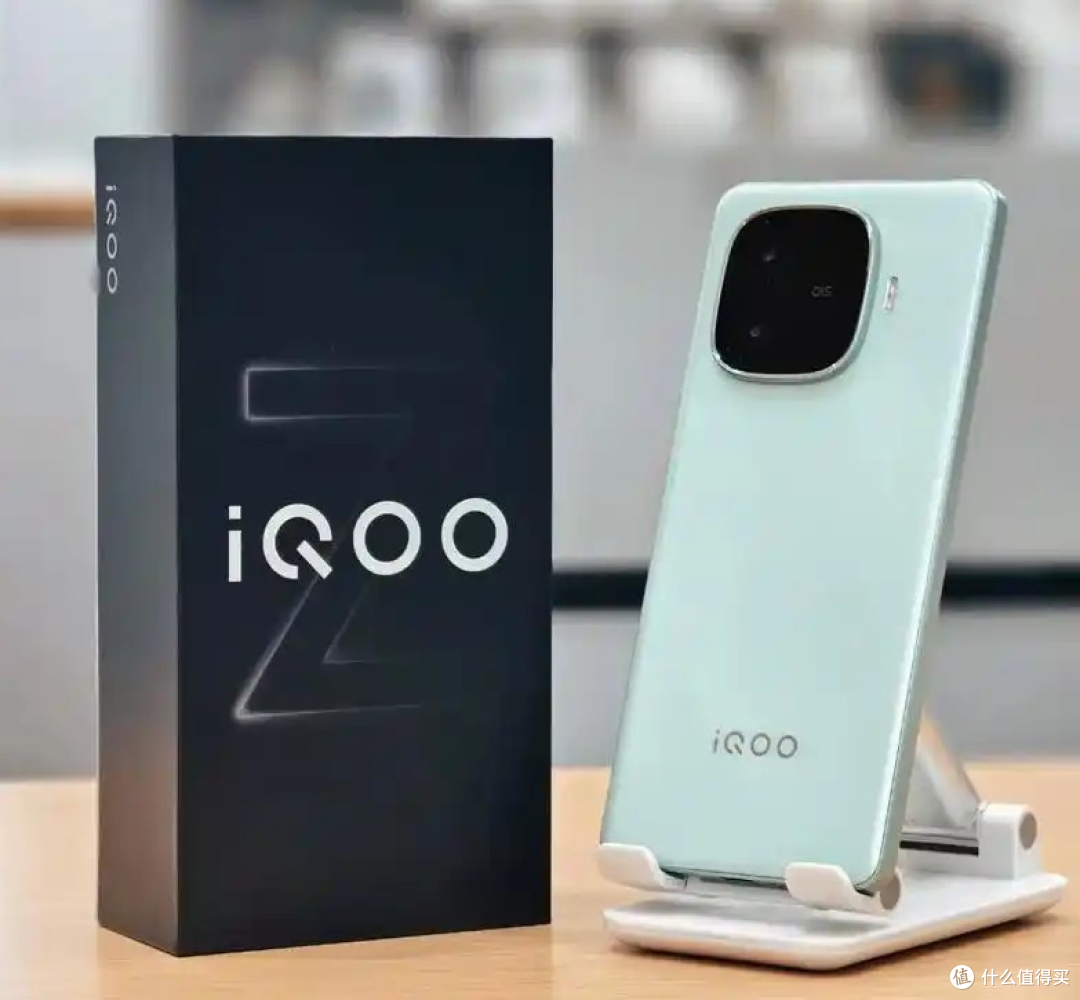 年底换机新选择：vivo iQOO Z9 Turbo高性价比千元机