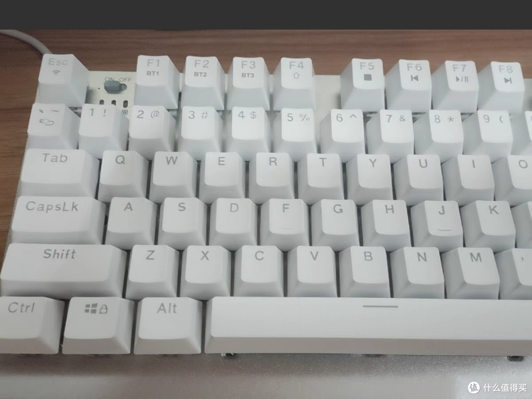 狼蛛F3001机械键盘,你值得拥有