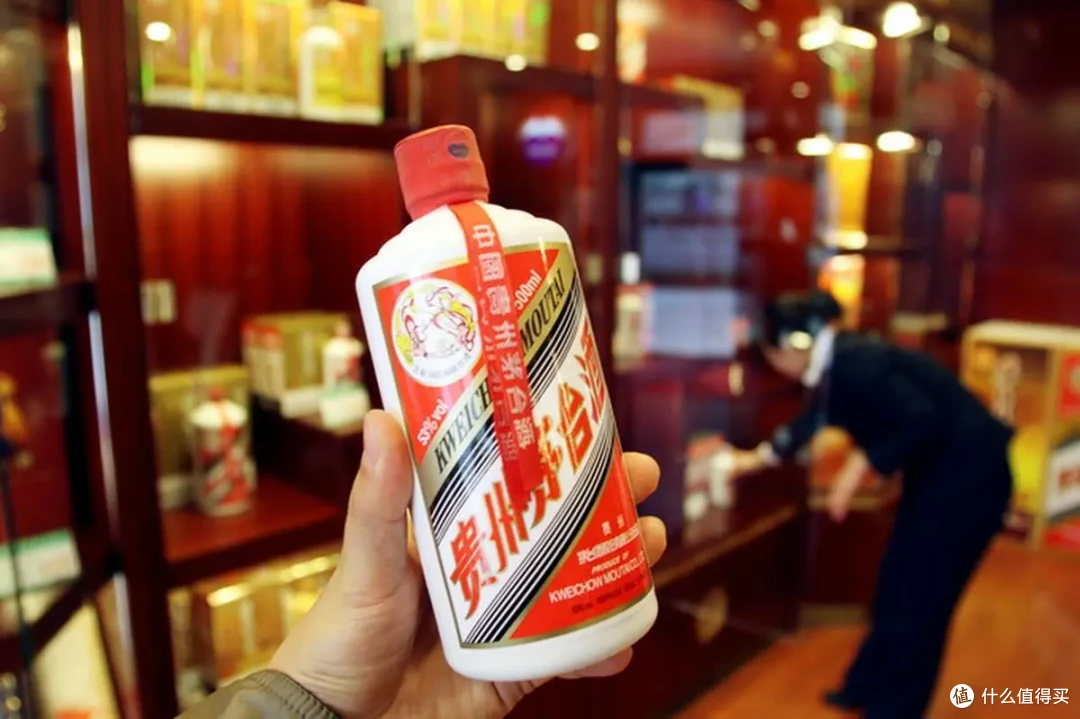 酱香酒与浓香型的酒如何区分？