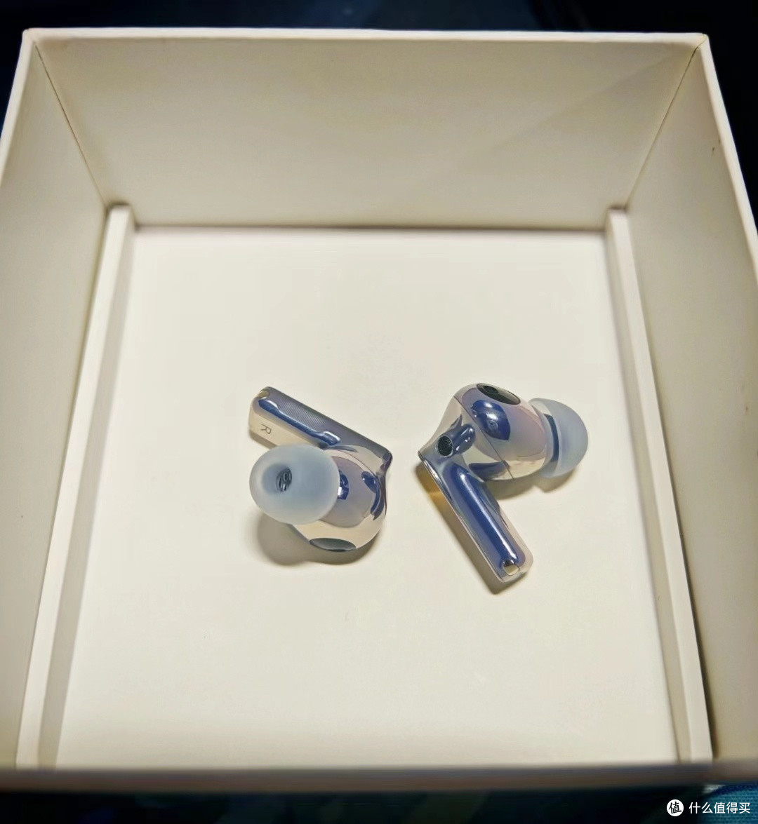 华为 FreeBuds Pro 3：质感出众，性能出色的无线耳机
