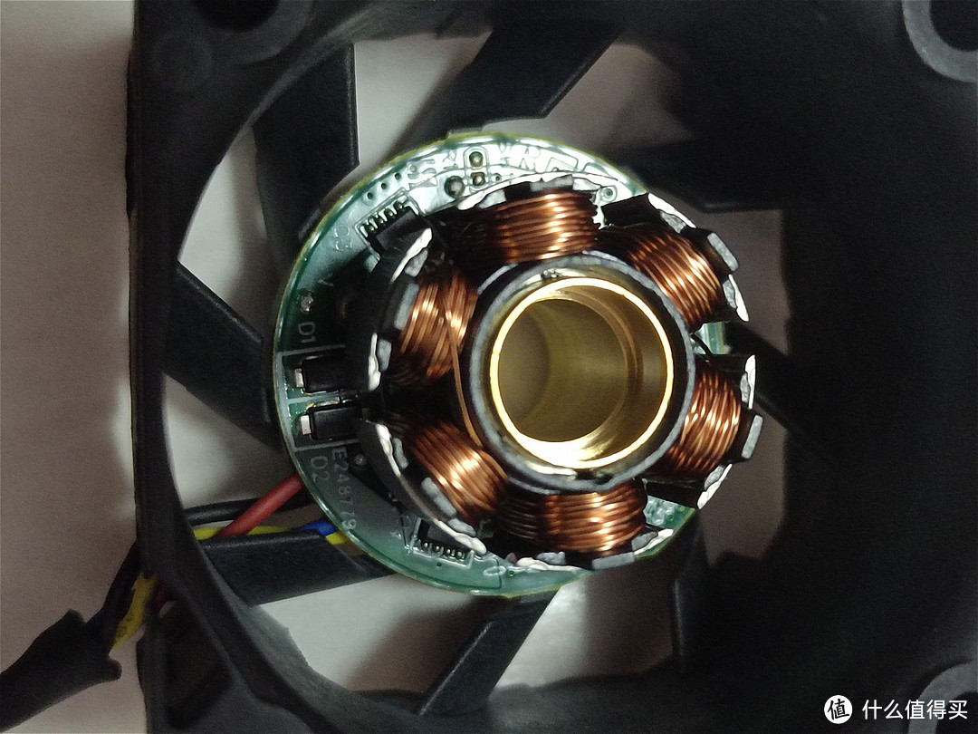 台达32500三万转工业风扇，12V，4A，PFB0412EN-E拆解赏析与吹水杂谈，怎么看台达风扇的生产日期呢？