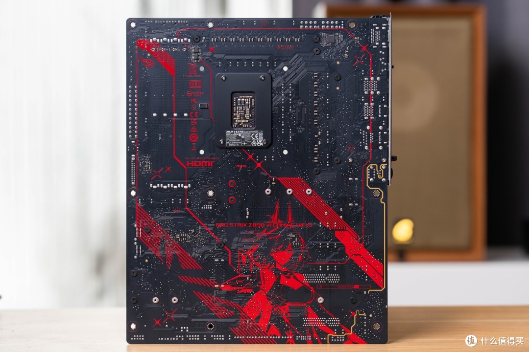 白色选吹雪姬、黑色上RO姬！ROG Z890HS+酷睿Ultra265K装机体验！
