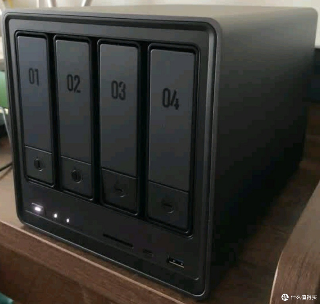 绿联私有云DXP4800 8G版:开启家庭数据管理新篇章