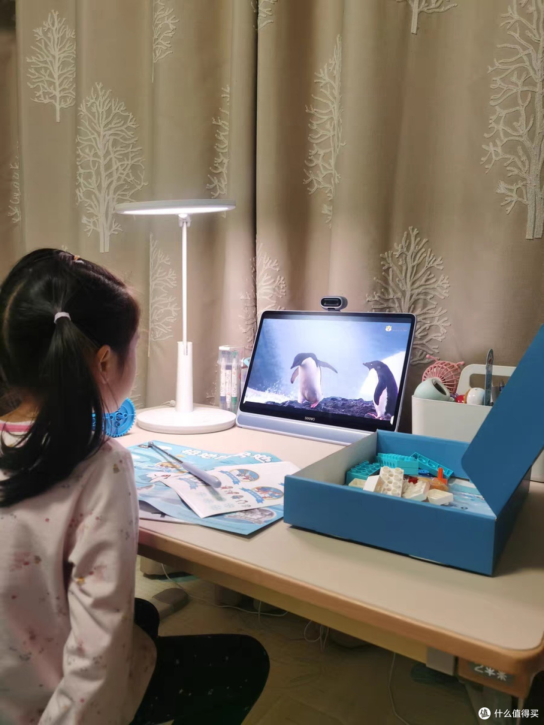 领航员阳光版学习桌：孩子学习成长的好伙伴