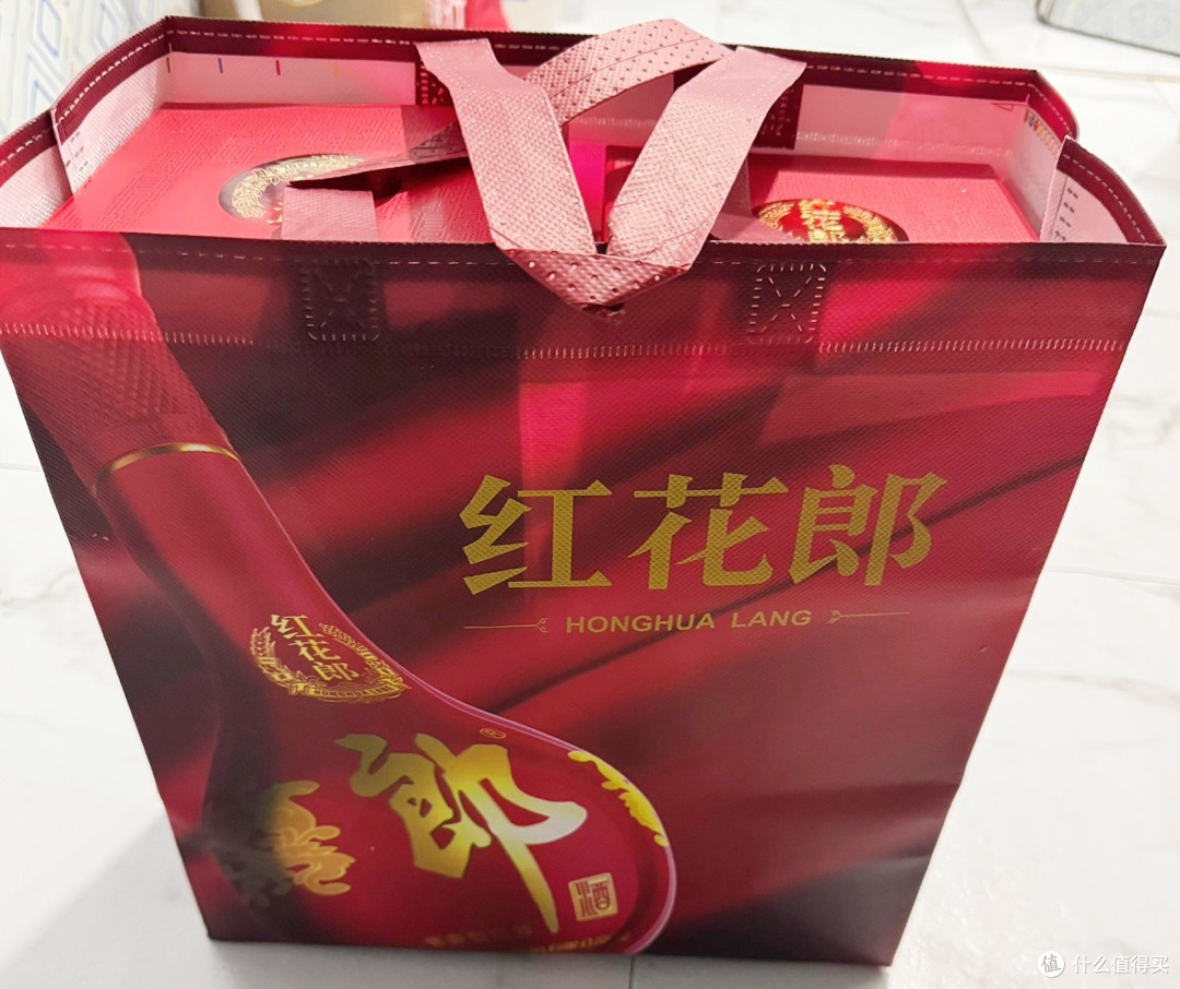 过年送礼，白酒之选——郎酒红花郎10