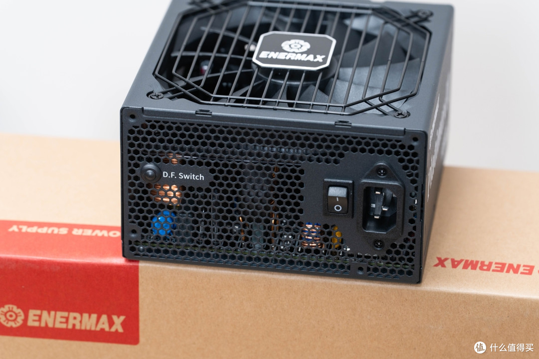 游戏发烧玩家入门首选!ROG STRIX B860F GAMING装机体验!