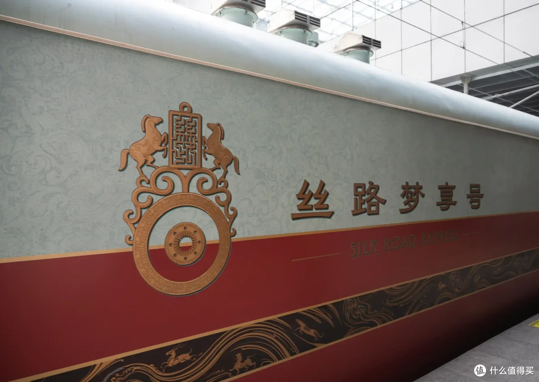 近一万一晚住火车上?值得上车吗?