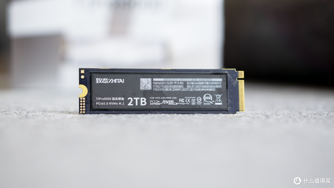 佰维DW100 6000C28、致态9000助力超神9800x3D,打造极致性能PC!