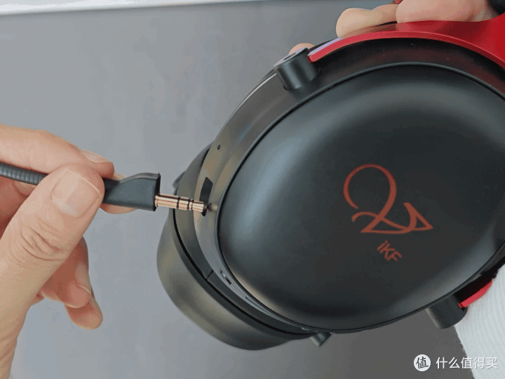 两百元内的电竞耳机:iKF V11 Pro与迈从V9 Pro全方位测评公开!