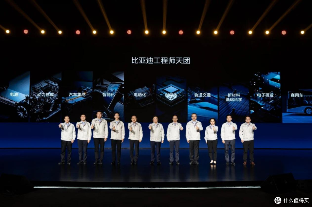 2025智驾元年开启 比亚迪让高阶智驾变得不再高不可攀